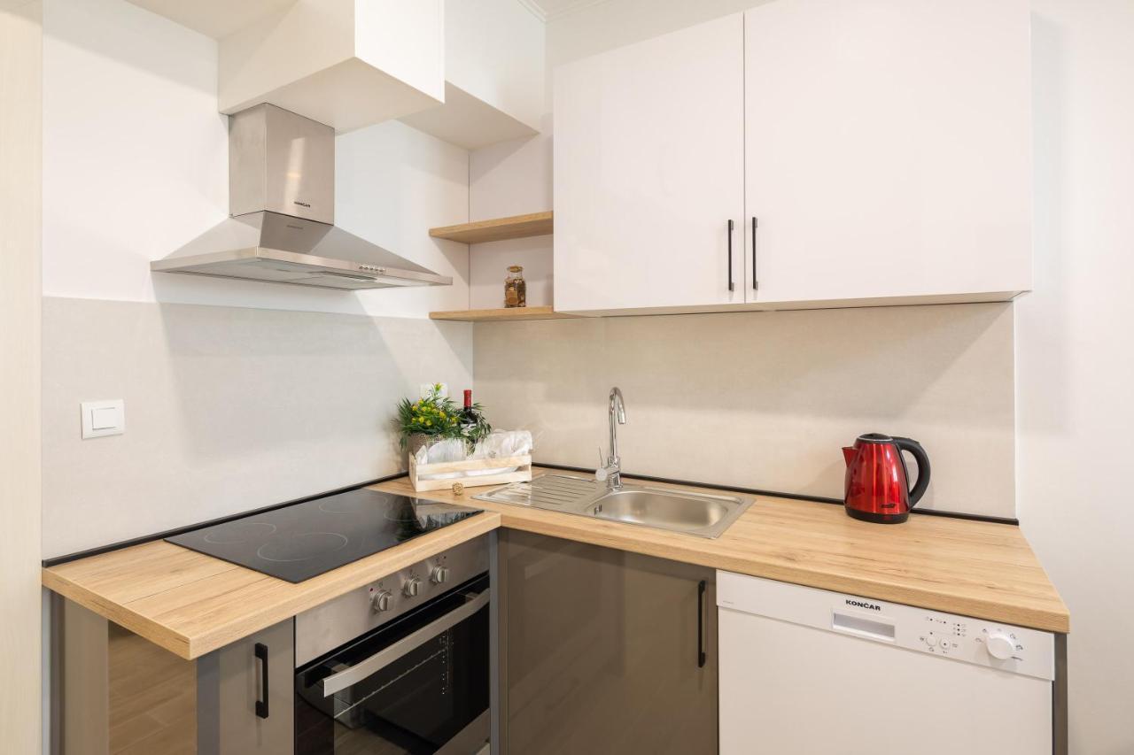 Direct Beach Apartments Jesenice  Kültér fotó